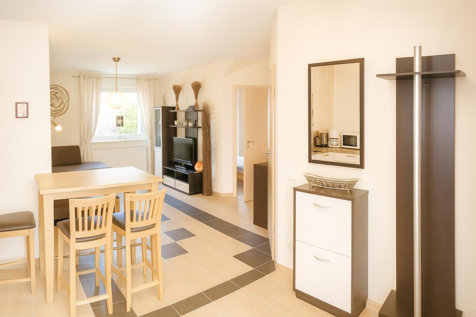 Nanis Hotel & Appartements 4*