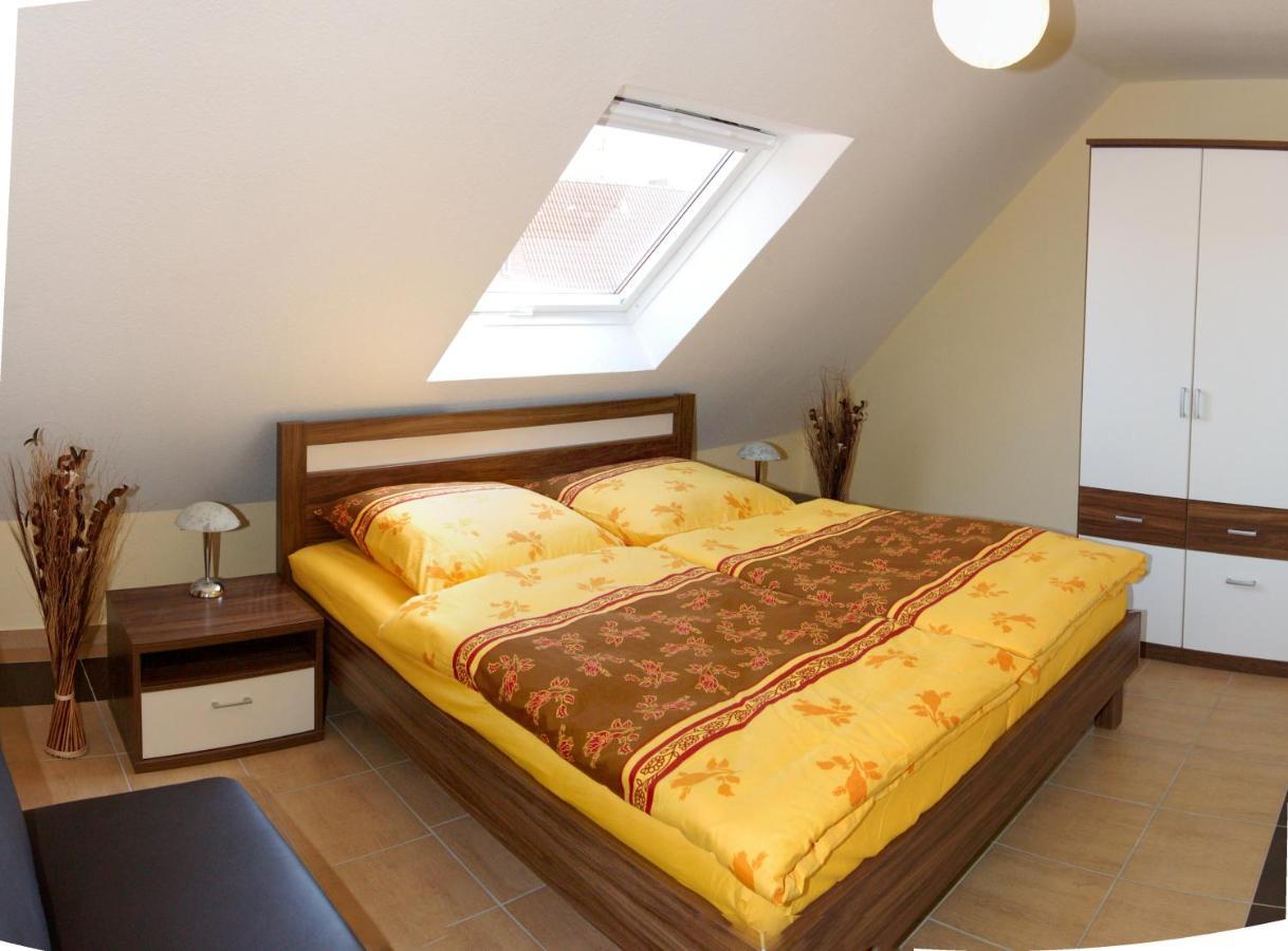 Nanis Hotel & Appartements Hotel